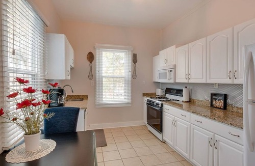 Savannah Victorian District House | Downtown Victorian Near Forsyth, Nightlife, Enmarket Arena by Lucky Savannah