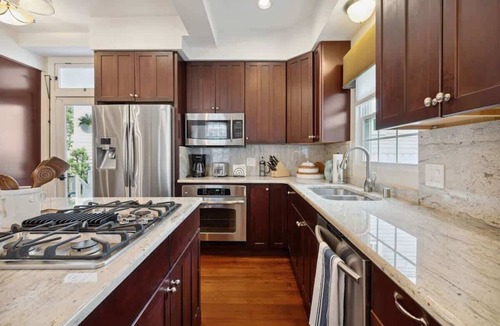 Harleston Village House | Elegant Historic Queen St House.
