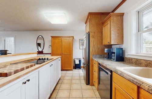 Edisto Island House | Enchanting & sunlit dog-friendly retreat with generous deck - steps to the sand