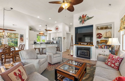 Corolla Light House | Endless Sunsets in Corolla Light: Pool, Spa, Club Amenities & Golf Discounts!
