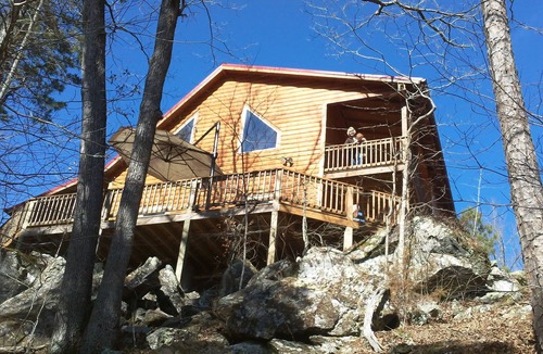 Bonnerdale Cabin | Fall in a Ouachita Mt cabin, close to lake crystal digging, hiking, biking