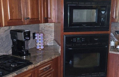 Fellowship House | Featured in Magazines! Charming house on 11 serene acres in welcoming Ocala FL