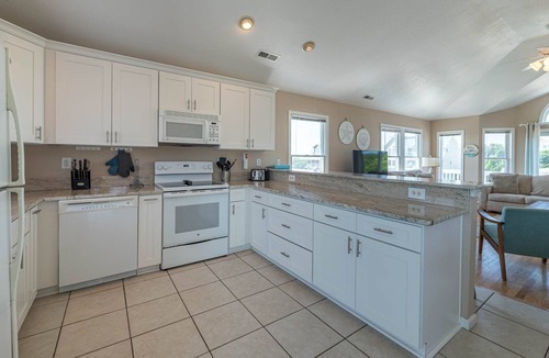 Carolina Dunes House | Flip Flop Inn - Duck, Carolina Dunes, 440 Yds to Beach, Sound View, Courtyard, Pool, Hot Tub