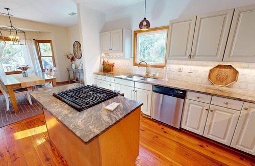 Sunset Point House | Folly's Hidden Gem~The West Indie Inn