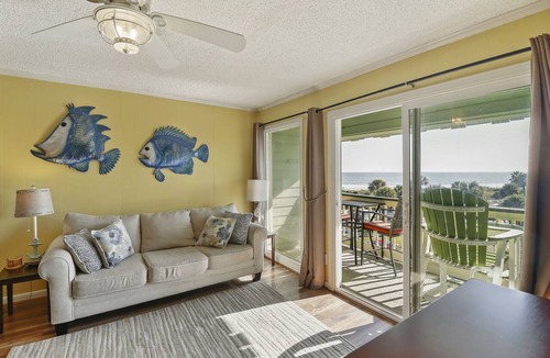 Isle of Palms Condo | Front beach sea cabin with amazing view, pool access, beach access, and pier!