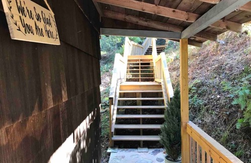 Blue Ridge Cabin | Fun on the River - Swim, Fish, Hike Near Tubing