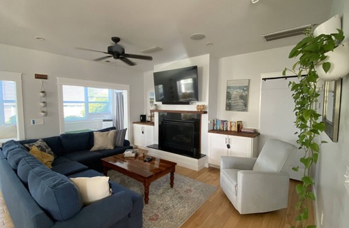 Old Village House | Gorgeous house w/ Pool, 5 min from beach