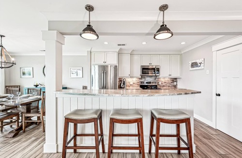 South Beach Villa | Gorgeous Views of the Braddock Cove from Luxury 3BR Townhome!