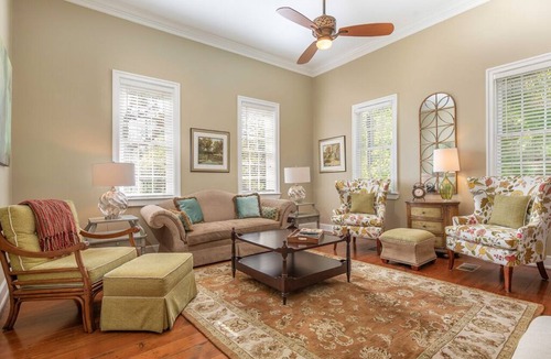 Historic District - North Condo | Habersham 1 | Historic Home, Walk to River Street