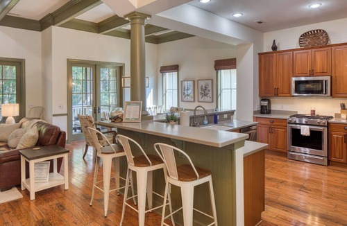 Bluffton House | Hampton Hideaway-Quaint Golf Cottage, Newly Renovated