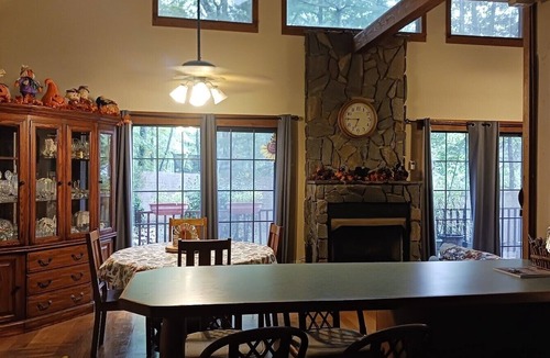 Bryson City Cabin | Handicap Accessibile. Minutes to the NOC and Bryson City