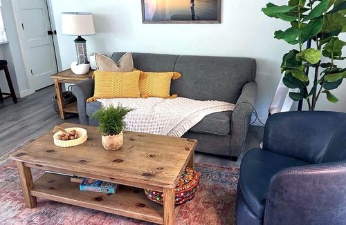 Old Village House | Heather Drive - 30 Day Rental