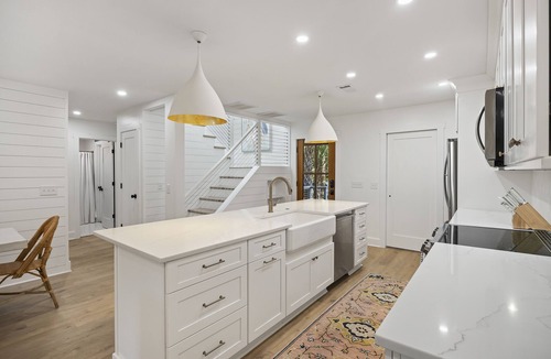 West Beach House | High-End Greenslake Cottage with Pool Access, Lagoon Views - One of the BEST!