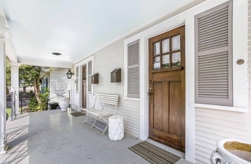 Central Carrollton Association House | "Hillary Street Southern Gardens" Tulane/University Area's Hidden Gem