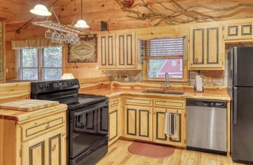 Cashes Valley Cabin | Hillside Haven Stays