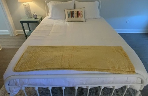 Wiggins Apartment | Historic Downtown Flat in Wiggins, MS