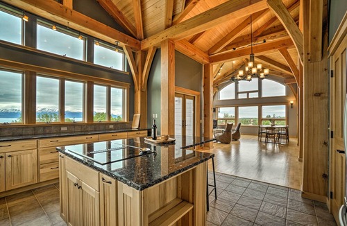 Kachemak House | Home w/Kachemak Bay View - 5 Miles to Downtown!