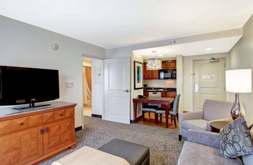 Rogers Hotel | Homewood Suites by Hilton Bentonville-Rogers