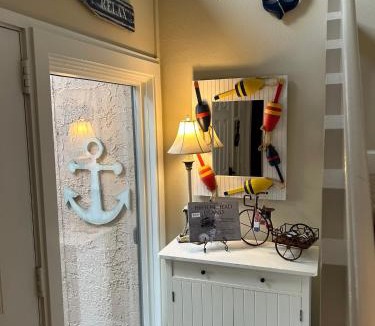 Harbour Town House | In the Heart of Harbour Town 2BR 2BA Pool Access Close to Beach