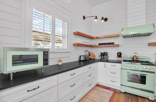 Thunderbolt House | Incredible Coastal Getaway w/Private Pool Near Sav + Beach by Lucky Savannah