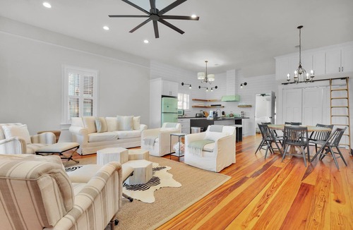Thunderbolt House | Incredible Coastal Getaway w/Private Pool Near Sav + Beach by Lucky Savannah