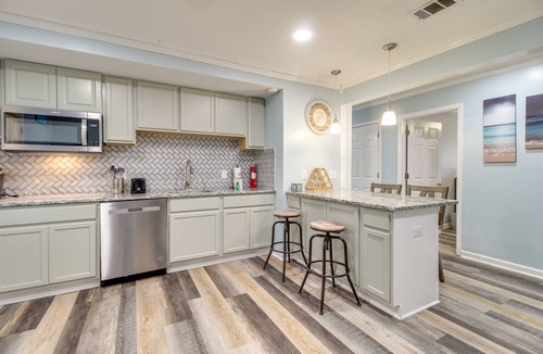 Savannah Apartment | Inviting Savannah Vacation Rental w/Game Room!
