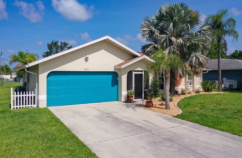 Port Charlotte House | It's always a beautiful day in SW Florida! Sizzling hot summer prices!