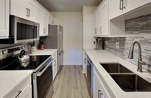 Harbour Town Condo | Ketch Court 893 | Pet Friendly, Resort Amenities