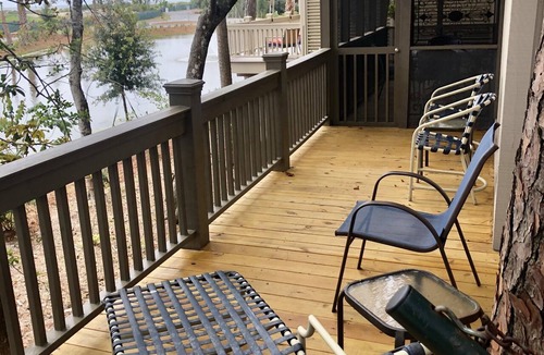 West Beach Cottage | Lagoon & Oceanview! Best island location! Nice dogs stay free!