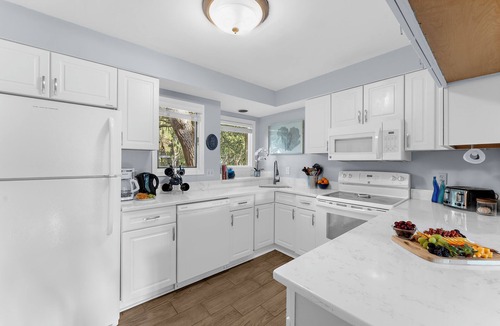 Kiawah Island Villa | Lagoon view, central location, Parkside villa