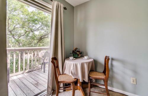 Isle of Palms Villa | Lagoon Villas