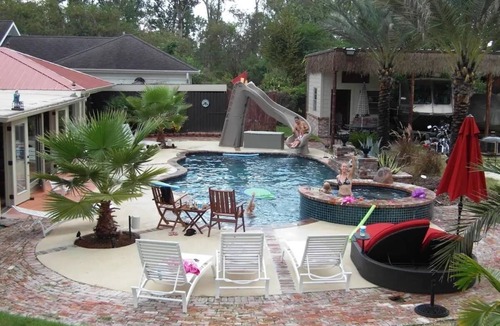 Lake Charles House | Lake Charles #1 Rental located close to everything. Casino's/mall/restaurants.