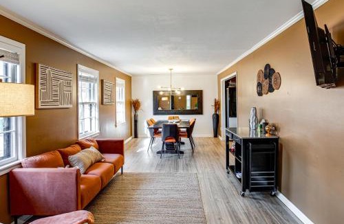 Harbison House | Lake Murray Retreat Near USC & Columbia