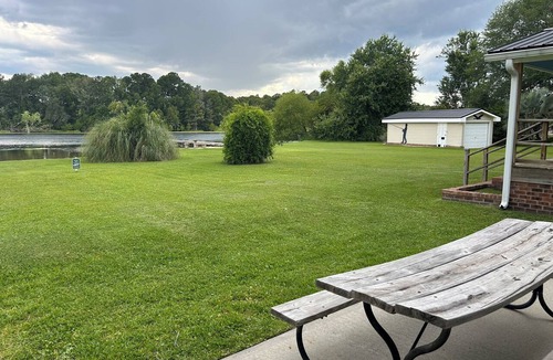 Cross House | Lakefront Hideaway - Peaceful & Serene & Filled w Nature
