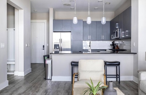 Savannah Apartment | Landing | Modern 1BD, Clubhouse, Yoga Studio