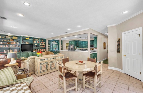 The Landings House | Landing's Three Bedroom Pool Home with Golf Cart - Minimum 30 Night Stay