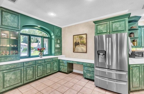 The Landings House | Landing's Three Bedroom Pool Home with Golf Cart - Minimum 30 Night Stay