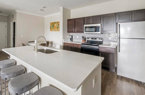 Summerville Apartment | Landing | Spectacular 2BD, Yoga Studio, Gym