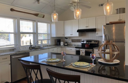 Edisto Island House | Large Hot Tub! Well maintained, recently updated Oceanfront, 7 BR home, Views!