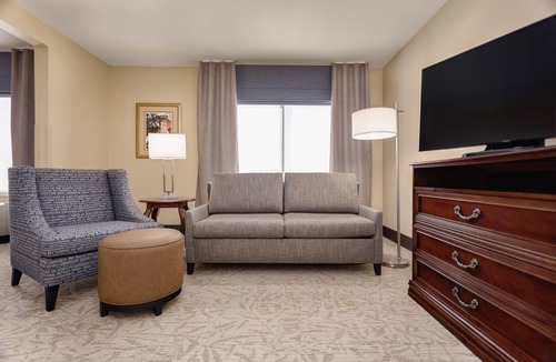 Columbia Hotel | Lexington Expo Hotel by IHG
