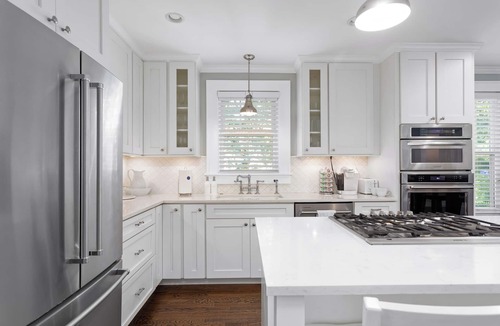 West Ashley House | Luxury Bungalow Steps Away From Trendy Avondale & 5 Minutes to Downtown