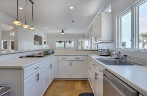 North Forest Beach House | Luxury Family Oceanfront Oasis | Private Pool, Sun Decks w Views, Walkable to Coligny Plaza