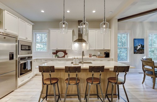 Heritage Woods House | Luxury, Location & Leisure — 16 East Garrison: Your Sea Pines Hideaway