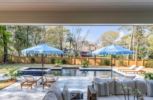 Mount Pleasant House | Luxury Rental Pool & Hot Tub The Pelzer House