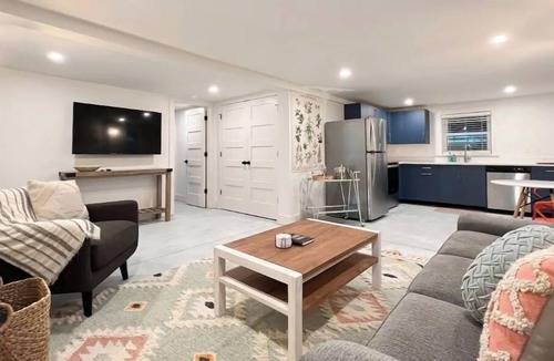 Folly Beach Cabin | Luxury Sea Cabin Guest Suite - Across from Beach