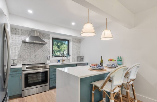 Tarpon Pond Villa | Luxury Villa, Club Access, Beach, Pet-Friendly