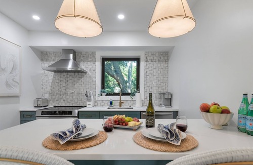 Tarpon Pond Villa | Luxury Villa, Club Access, Beach, Pet-Friendly