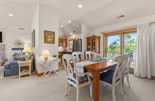 Monteray Shores House | Marga-Lisa: Private Pool | Wet Bar | Ensuite Bedrooms