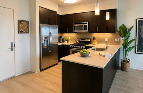Silver Strand Apartment | Marine Life: Smell the Sea, Feel the Breeze
