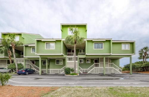 Pelican Bay Villa | Mariner's Walk Condos